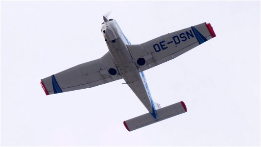 Piper PA-28R-201 Cherokee Arrow III OE-DSN - Heubach to Zell am See (3500 ft.)