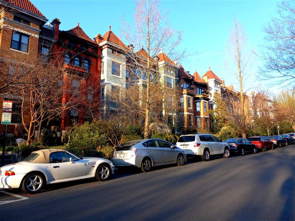 Row Houses on Biltmore St NW photo