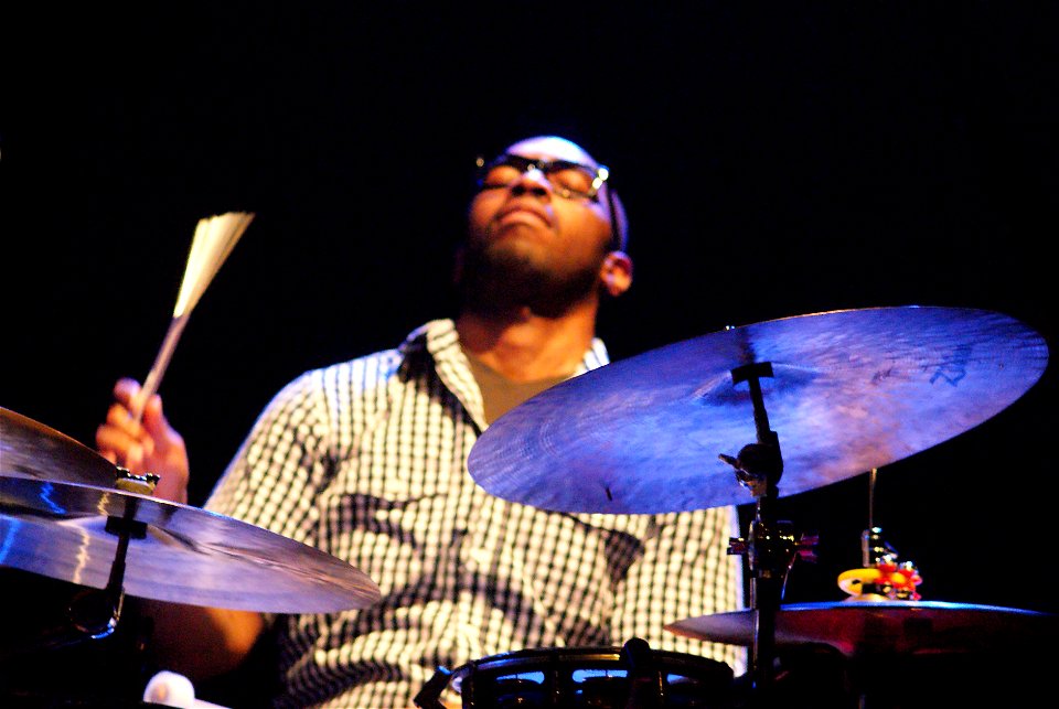 James Farm 1 juni 2011 de Roma Antwerpen - Eric Harland