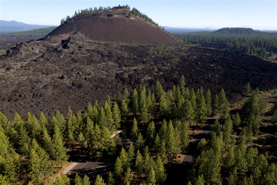 O-Deschutes Lava Land Vis Ctr-3