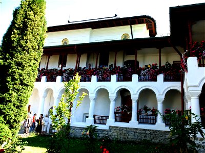 manastirea_Agapia2015_0808_154609