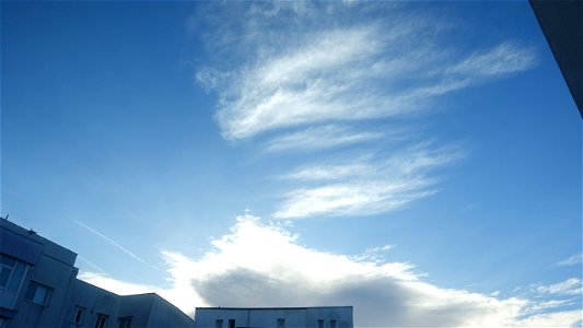 nori_clouds_nubes-2023_0221_090648(4) photo