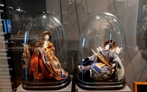 Muñecos japoneses, Museo de Etnología de Viena