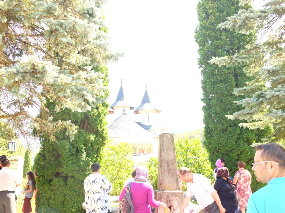 Manastirea_Sihastria2015_0809_104340