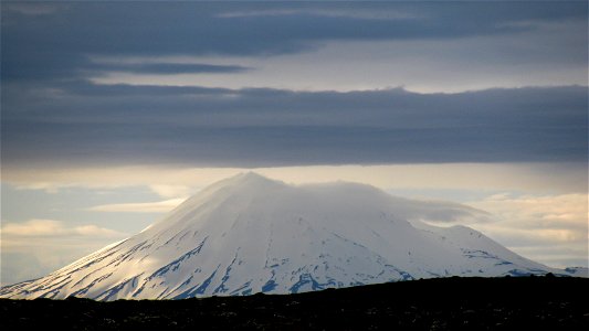 Mt. Peulik photo