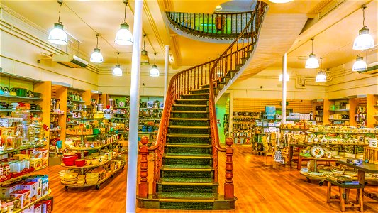 Portmeirion Shop Porthmadog (Kerfoots)