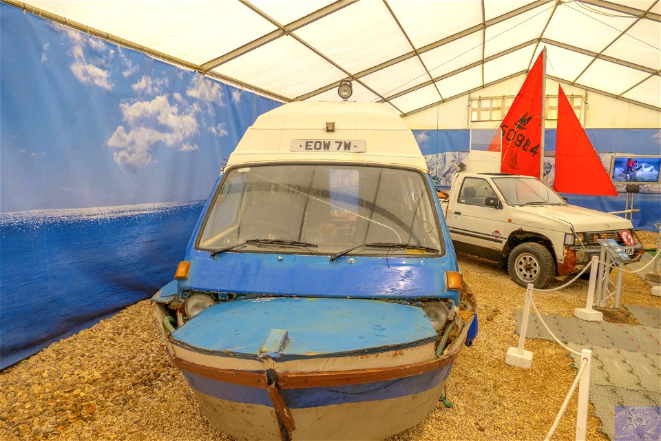 BBC TOP GEAR AMPHIBIOUS VEHICLES