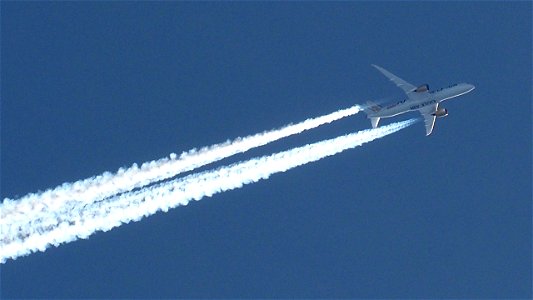 Boeing 787-9 Dreamliner A9C-FC Gulf Air from Bahrain to London (40000 ft.) photo