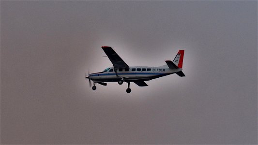 Cessna 208B Grand Caravan D-FDLR DLR Flugbetriebe - Early evening approach to Oberpfaffenhofen (4200 ft.)