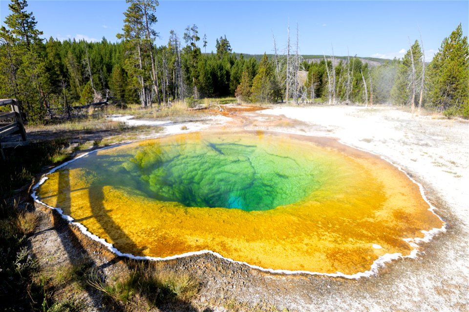 Morning light at Morning Glory Pool