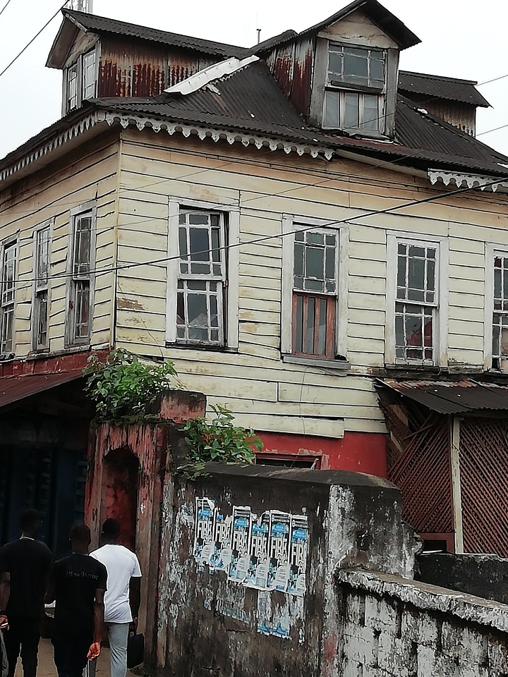 House architecture old
