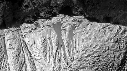 Possible Sulfates in Ophir Chasma photo