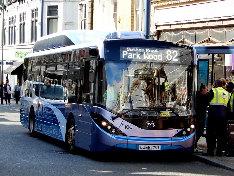 LJ68CYO Maidstone