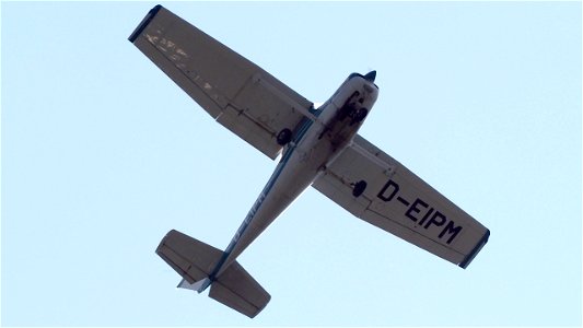 Reims-Cessna F152 II D-EIPM Fliegerverein München (3400 ft.)