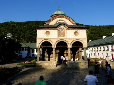 Cozia_monastery2019_0901_173345(2) photo