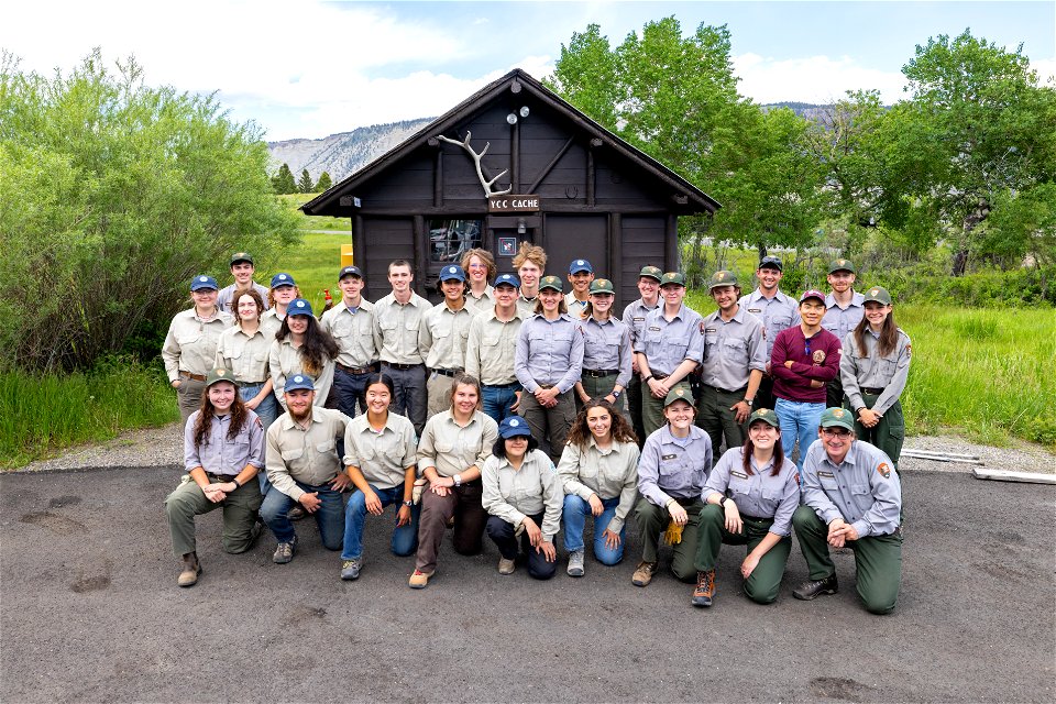Yellowstone Youth Conservation Corps session 1 2022