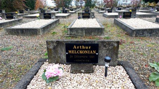 Cimetière du Camp du Vernet : Arthur Melckonian
