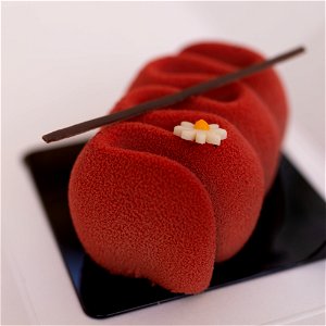 Sculpted dessert