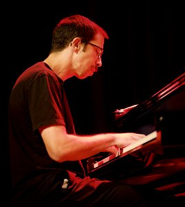 Ambrose Akinmusire Quartet, Tivoli V Utrecht, 9 october 2022 - Sam Harris