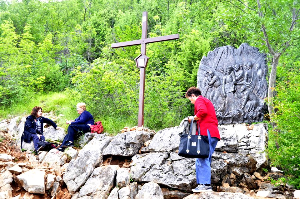 gnuckx10065943 - Medjugorje - Hotel Pansion Porta - Bosnia Herzegovina - Creative Commons by gnuckx - Krizevac photo