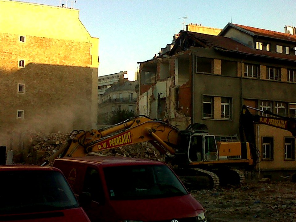 La destruction du batiment Maurice Lamy, Hôpital Necker-Enfants malades, Paris 15e