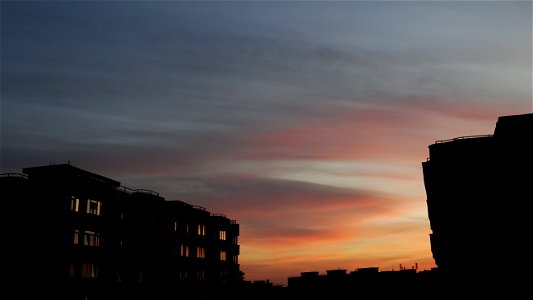 sunset_apus_日落-2022_1220_180018(1)