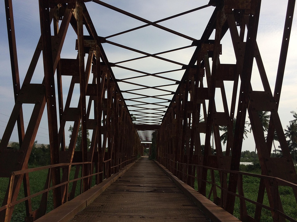 Old bridge iron travel