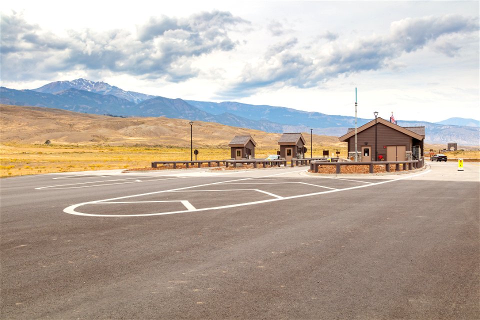 North Entrance Improvement Project:views of Electric Peak