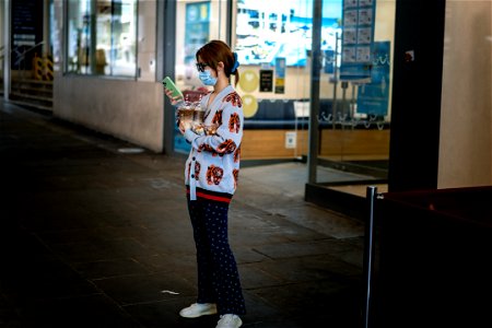 The Lonley World of Manchester's Phone Users (6 of 6) photo