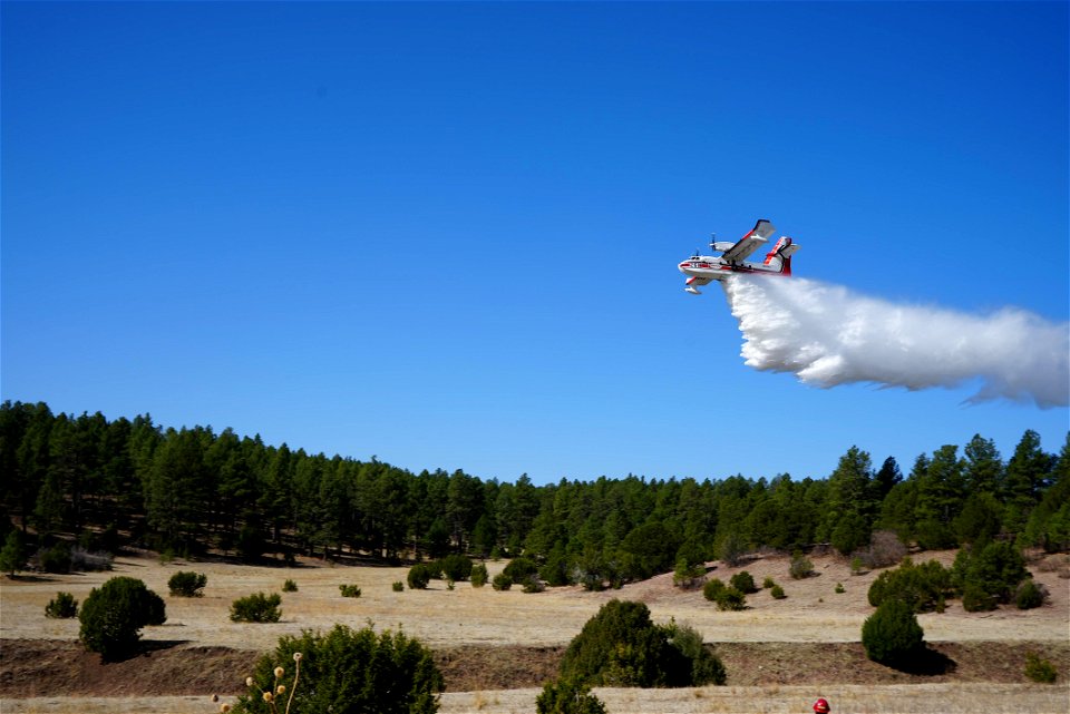 Airtanker on Calf Canyon Fire