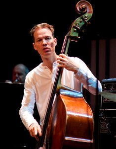 Transition Festival Tivoli Vredenburg Utrecht 14 april 2018 - Phronesis & New Rotterdam Jazz Orchestra, Jasper Høiby photo