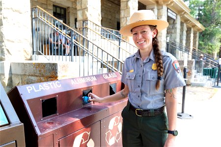 #PlanLikeAParkRanger: Stash your trash