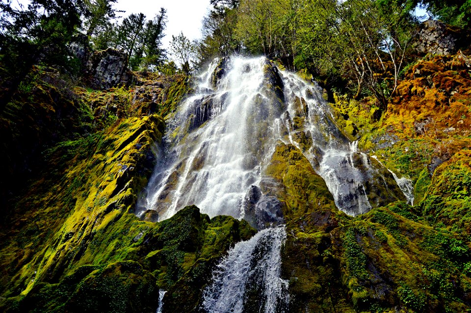 moon_falls1jpg_49364029968_o