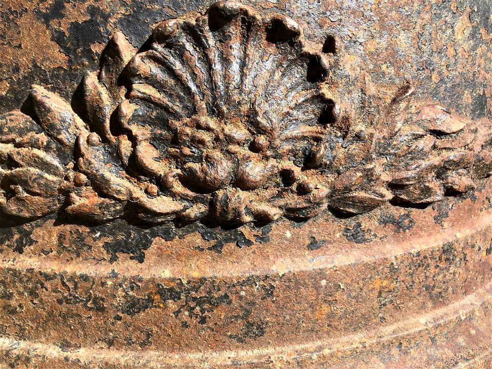 The Flourish of Old Lamp Posts