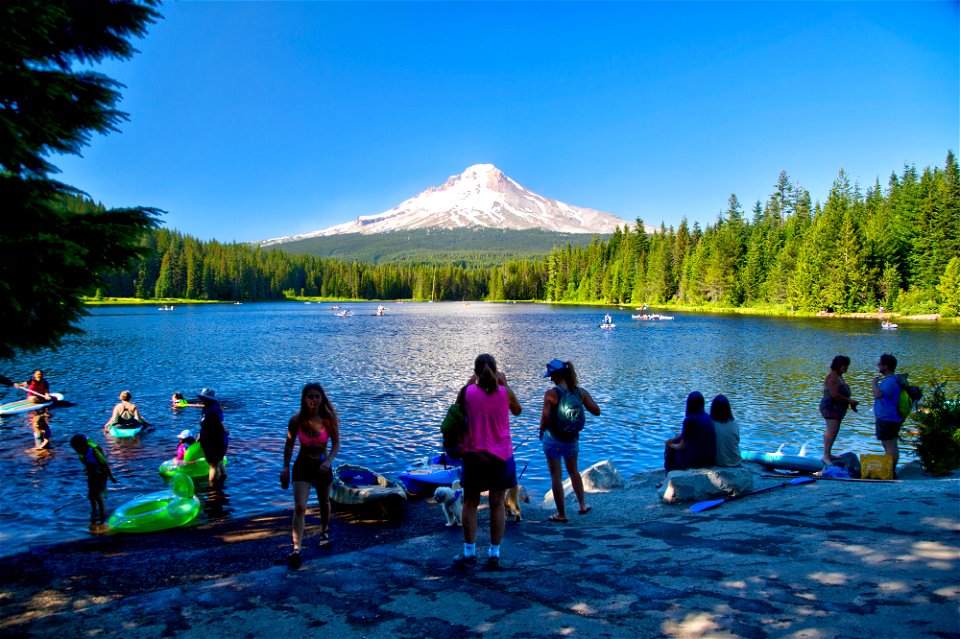 O-Mt Hood Trillum Lake-4 photo