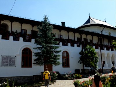 manastirea_Agapia2015_0808_152645