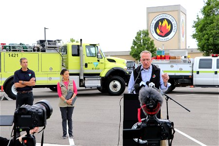 DOI Sec Haaland visiting NIFC_06172022 (16)