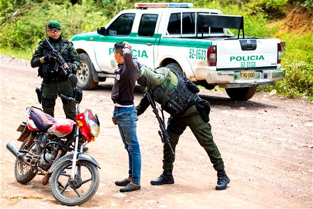 Searching for drugs - Colombia police photo