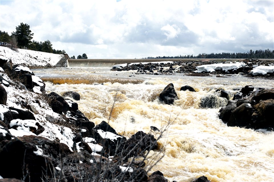 Lake Mary dam