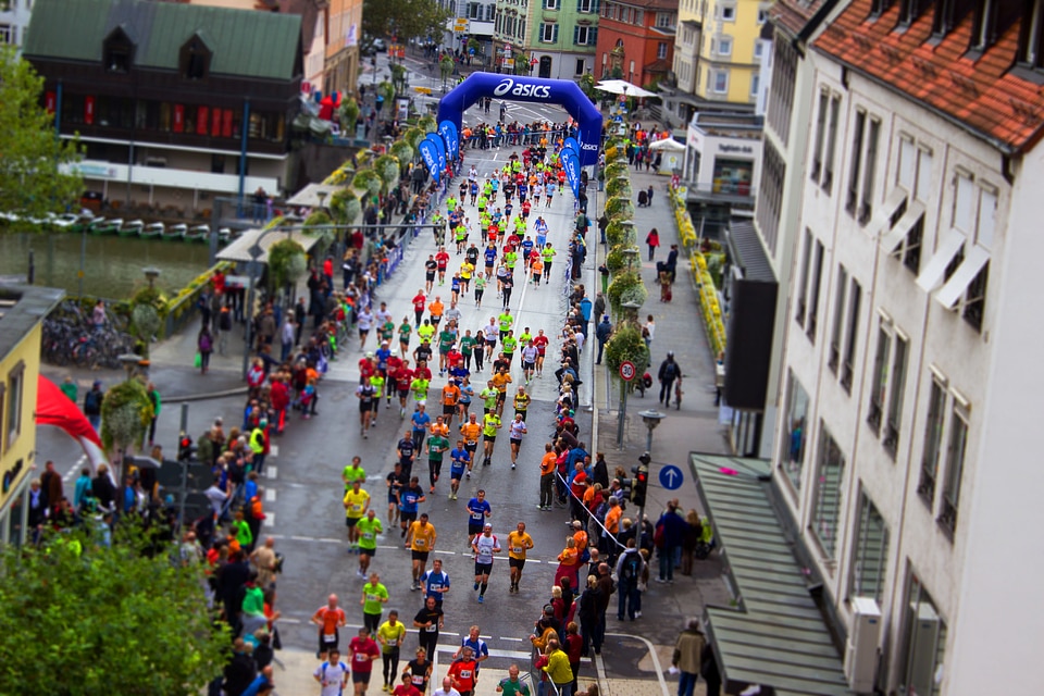 Racing start run competition