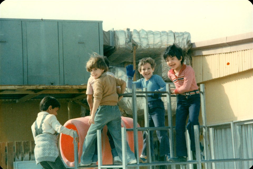 Kuwait 1982-0052 photo
