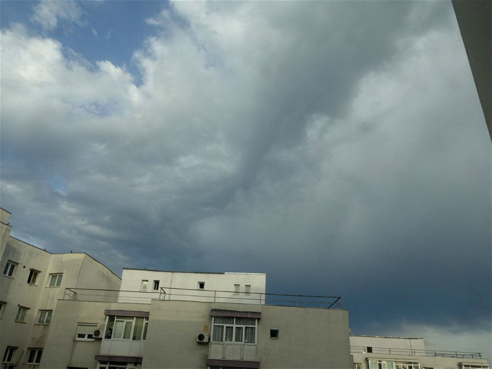 clouds_abrud2020_0606_182652_50334731172_o