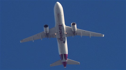 Airbus A320-214 D-AIZU Eurowings from Palma de Mallorca (8100 ft.) photo