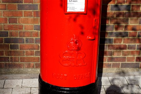 Very Rare Edward 8th Postbox Week Street Maidstone.