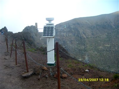 200704_0333