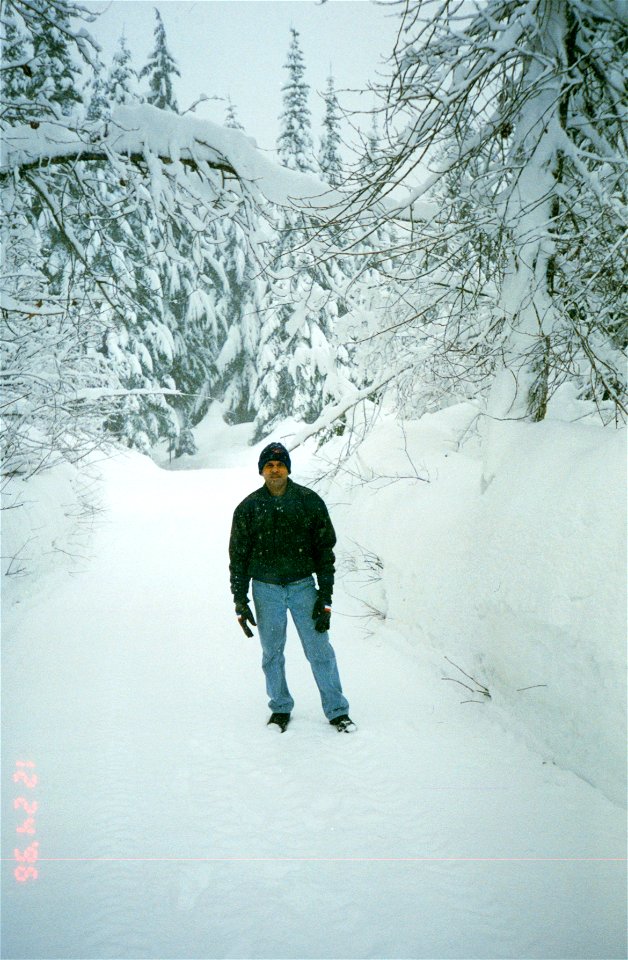 Twice at Snoqualmie Pass in 1996-0024
