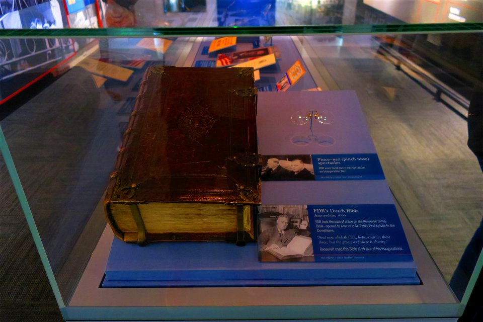 A dutch bible for a dutch man