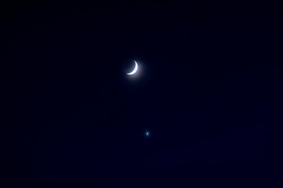 Day 282 - Crescent Moon and Venus photo