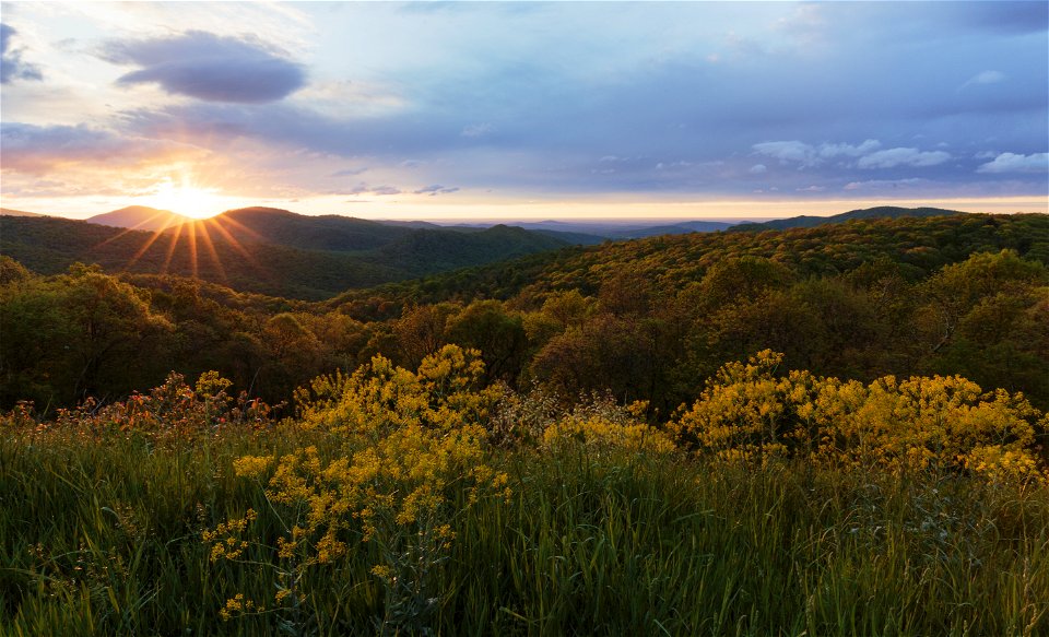 Thornton Hollow Overlook Sunrise
