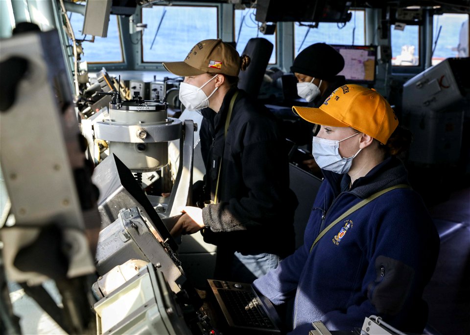 USS Porter (DDG 78) Underway photo